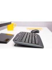 Logitech MK330 Kablosuz Türkçe Klavye Mouse Seti - Siyah